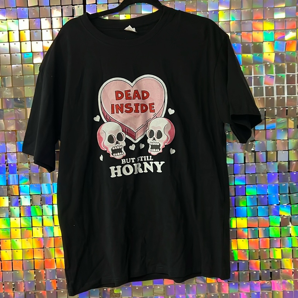 FUNNY GRAPHIC TSHIRT